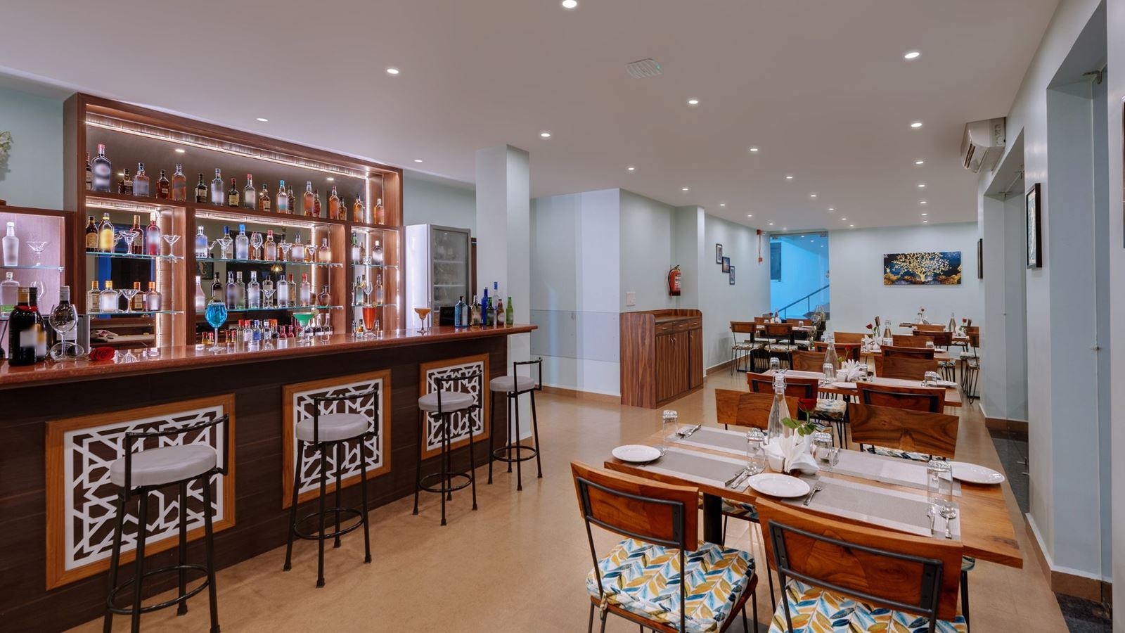 restaurants-restaurants