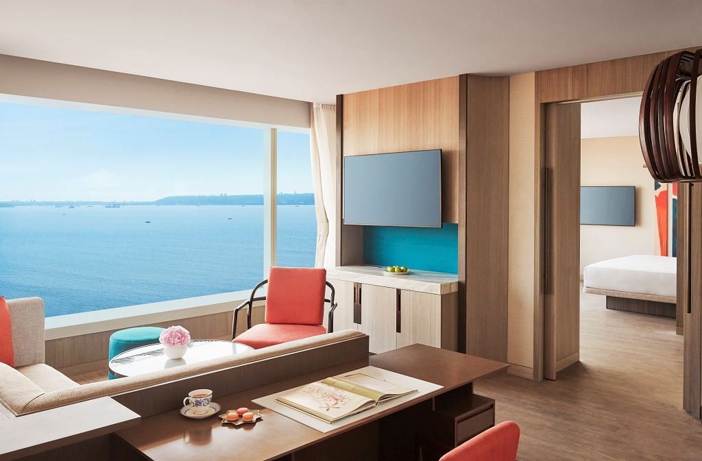 rooms-deluxe-sea-view-room