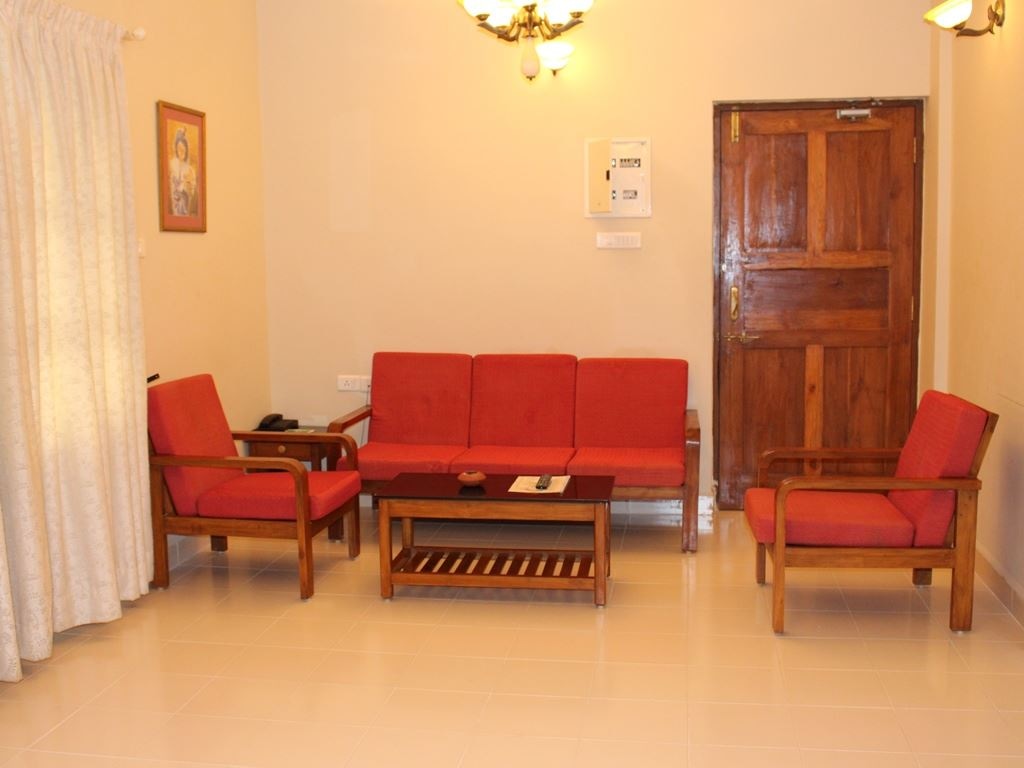 rooms-ambassador-suites