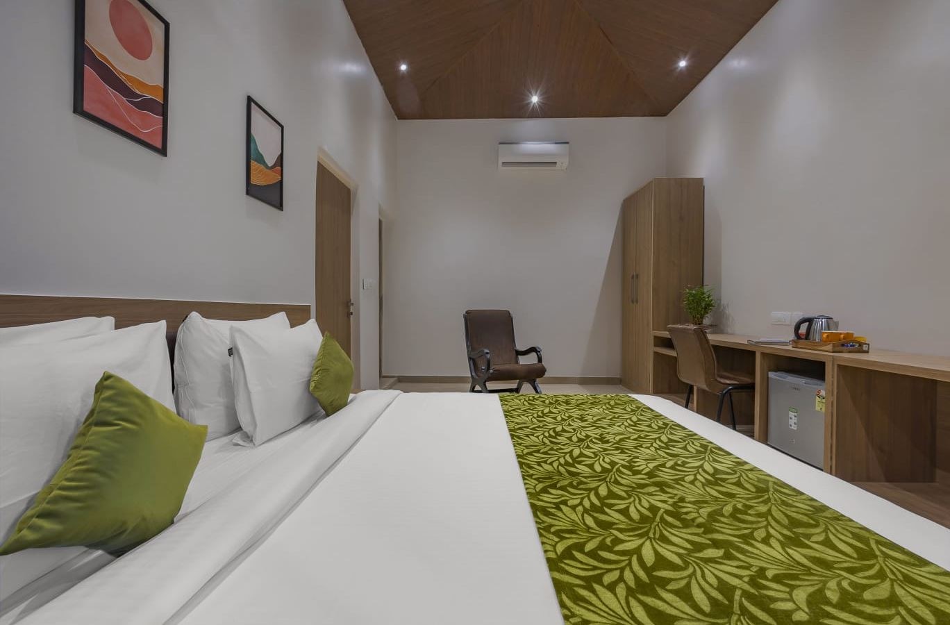 rooms-3-bedroom-hall-villa