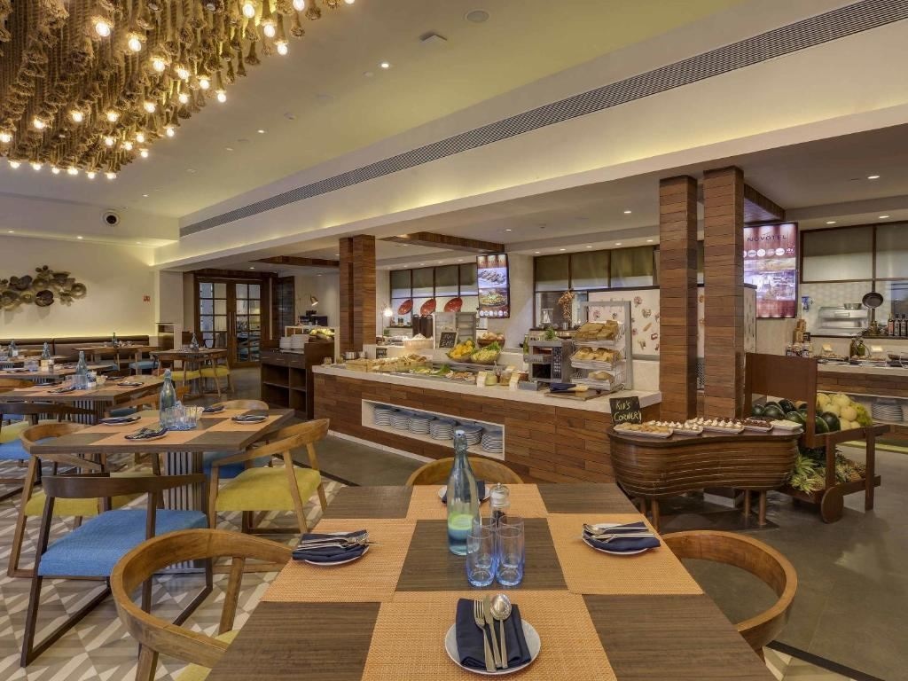 restaurants-restaurants