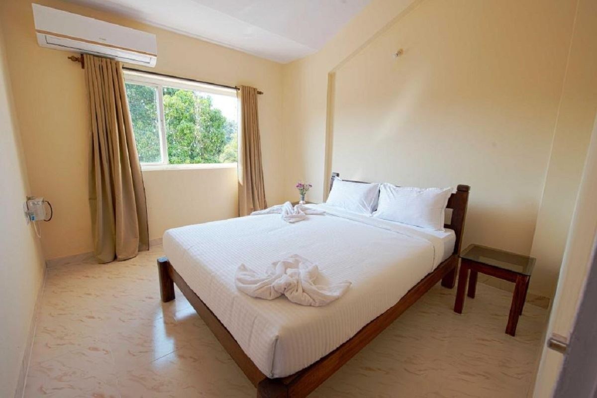 rooms-02-bhk-with-terrace