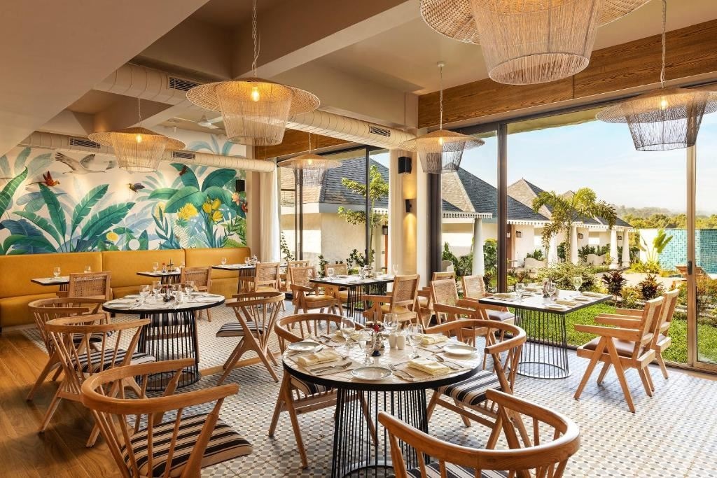 restaurants-restaurants