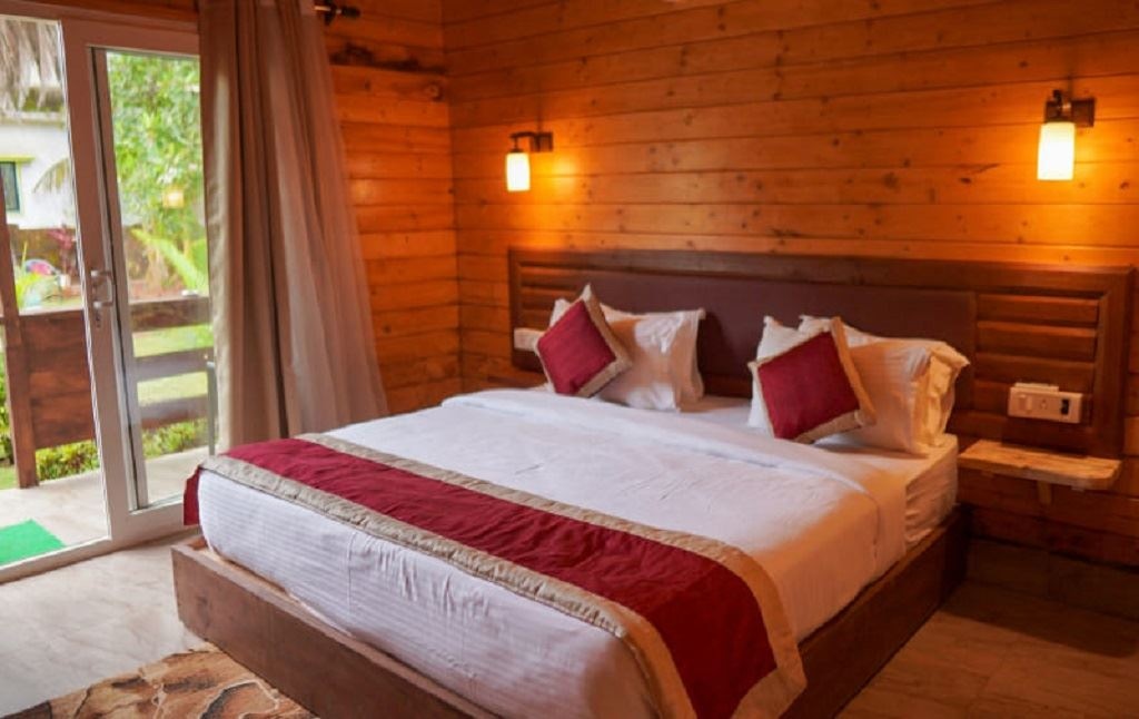 rooms-deluxe-cottage