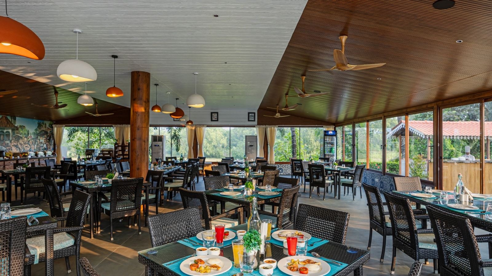 restaurants-restaurants