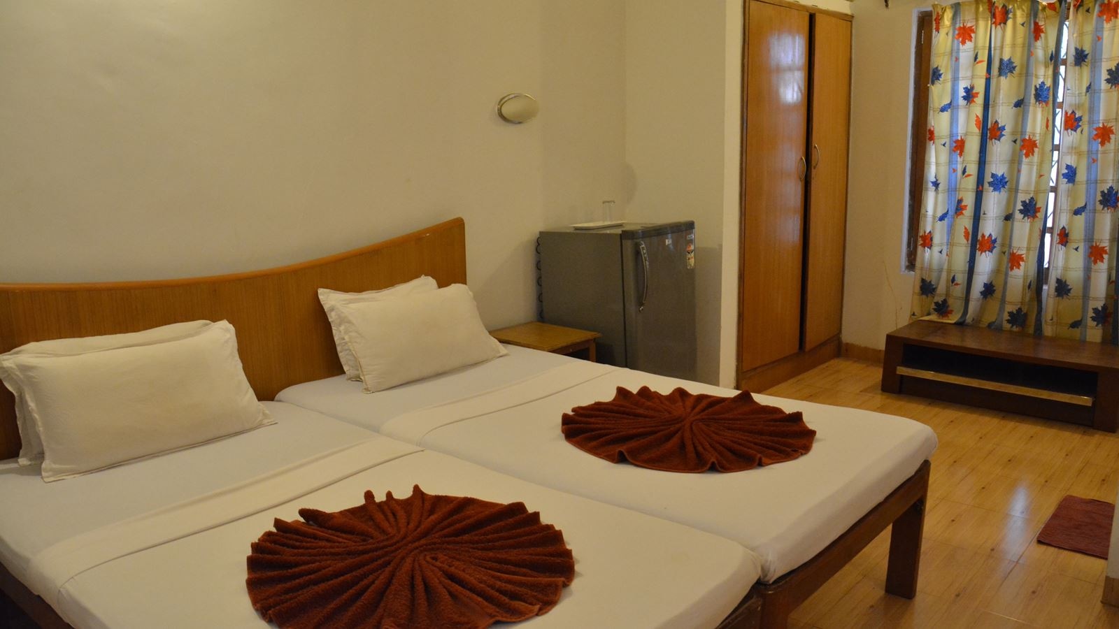 rooms-standard-ac-room