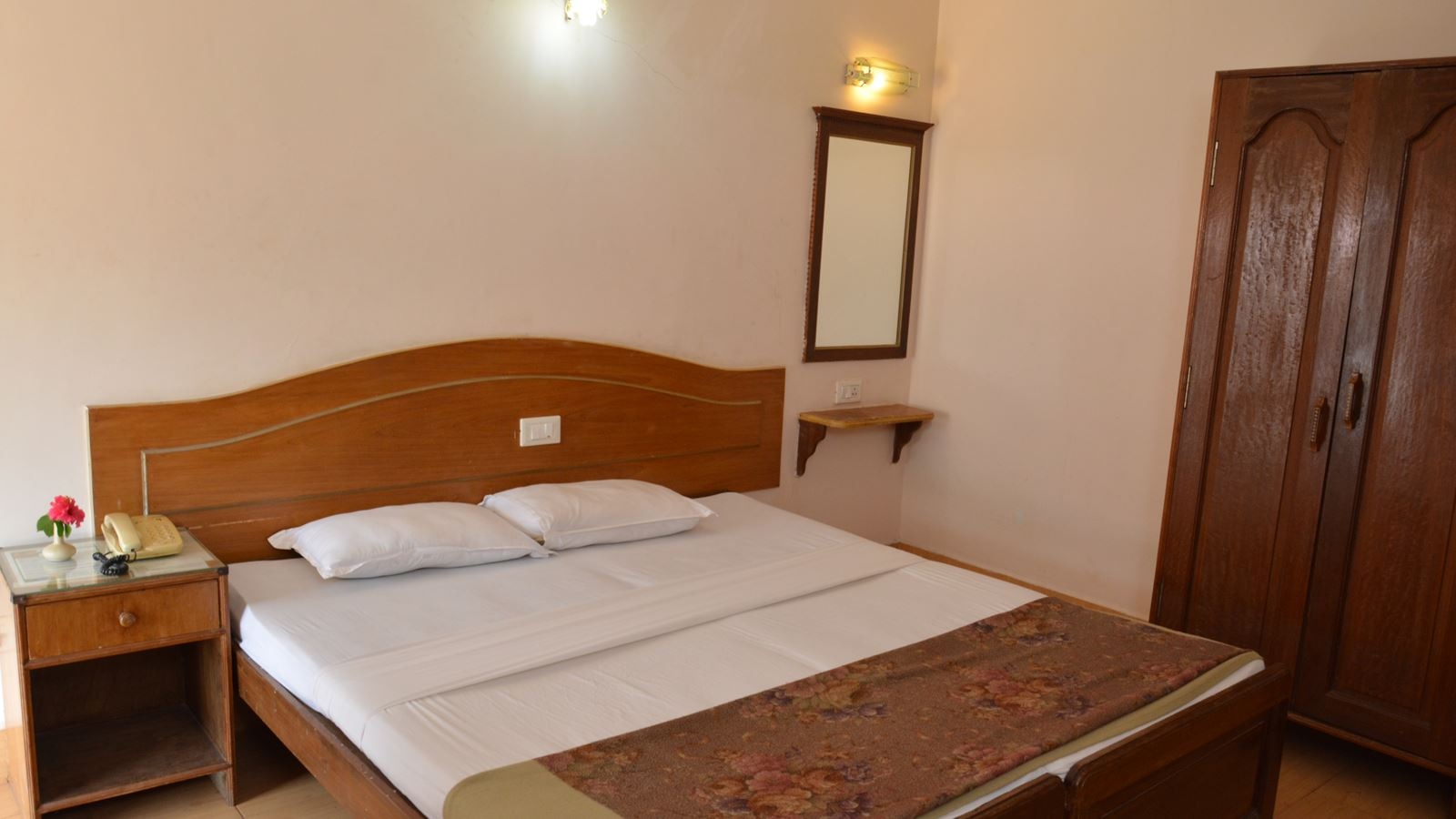 rooms-one-bedroom-ac-apartments