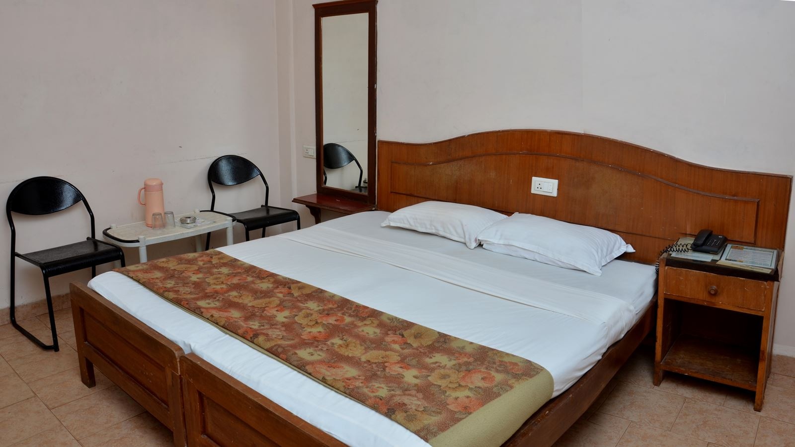 rooms-one-bedroom-ac-apartments