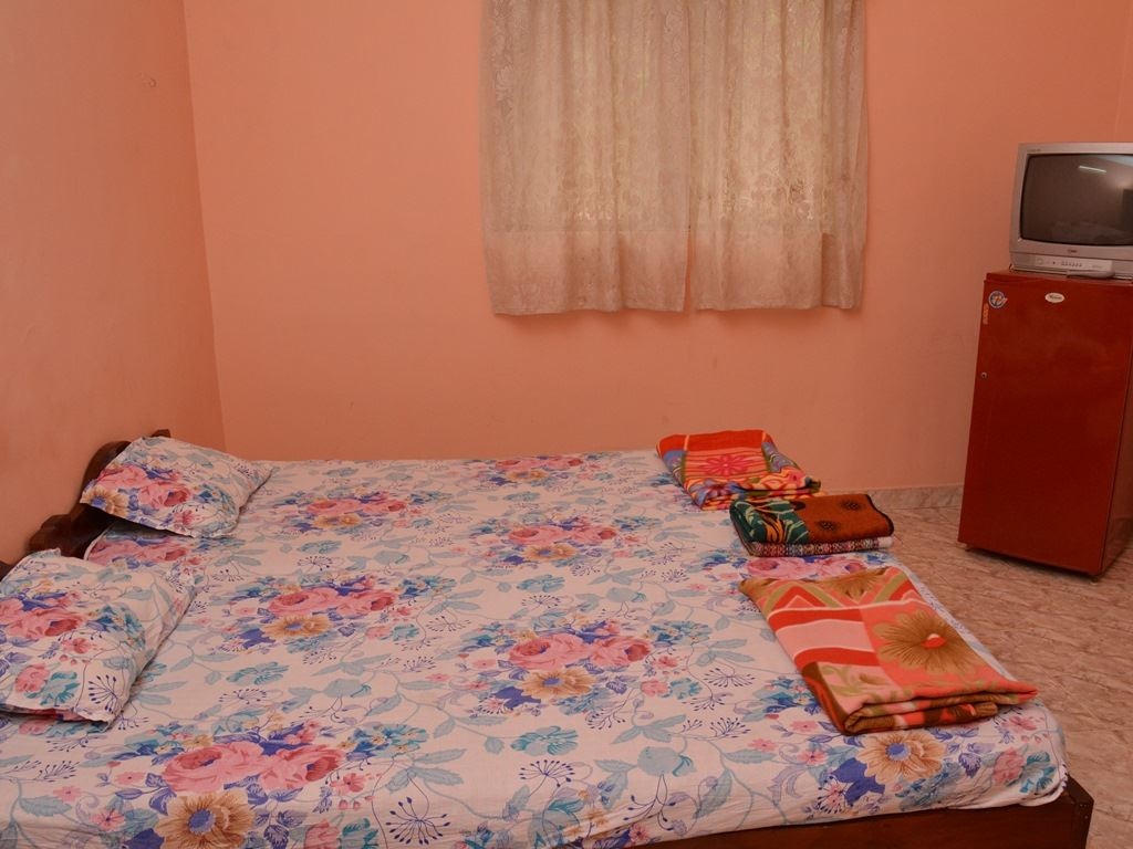 rooms-standard-non-ac-room