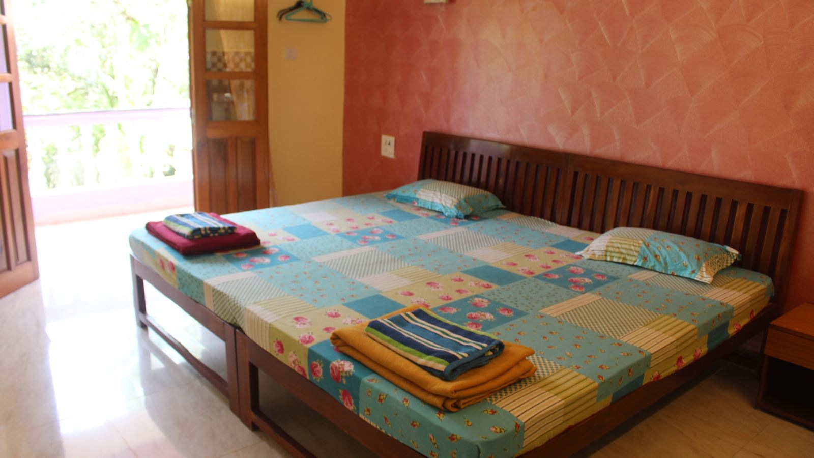 rooms-standard-ac-room