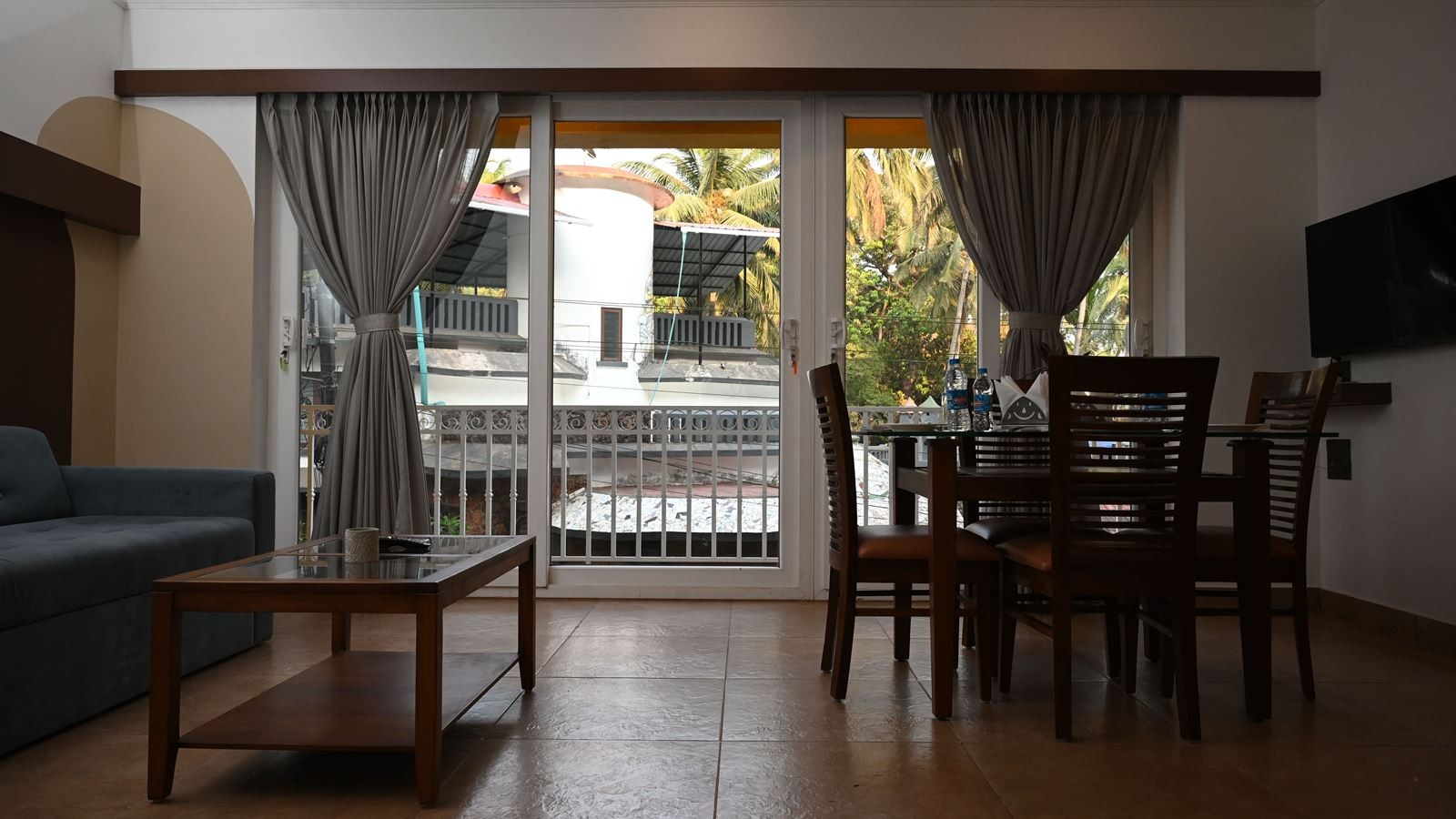 rooms-1-bedroom-apartment