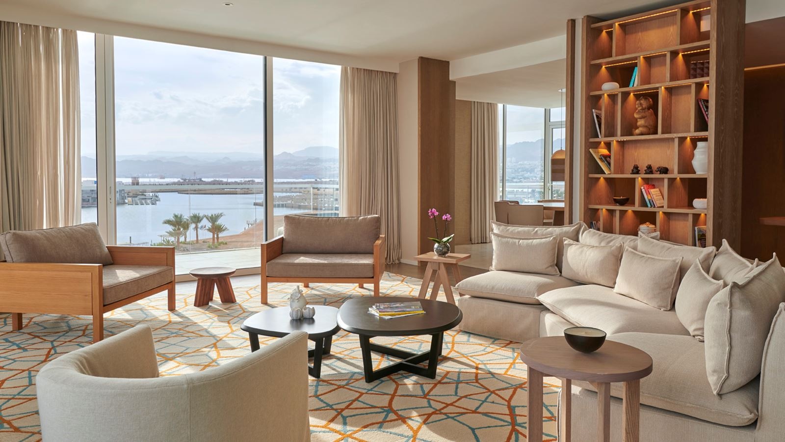 rooms-regency-suite-marina-view