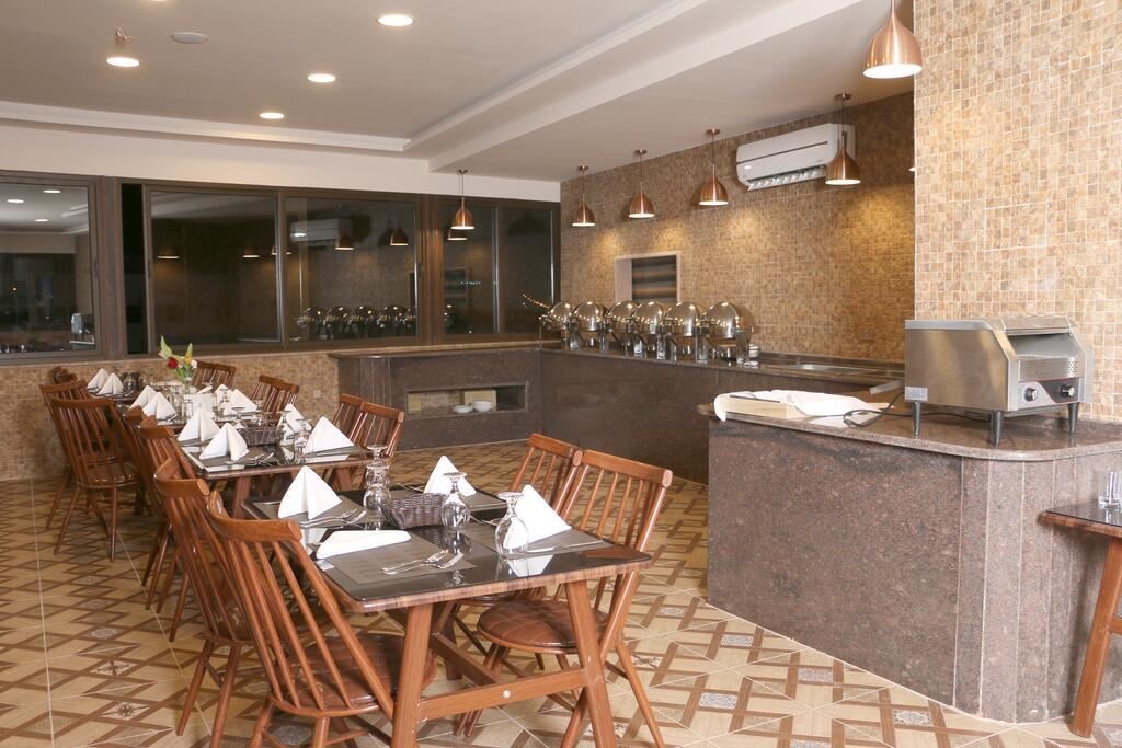 restaurants-laverda-restaurant--lounge