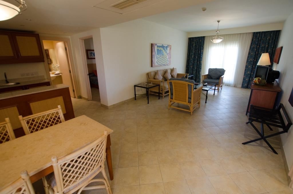 rooms-executive-suite