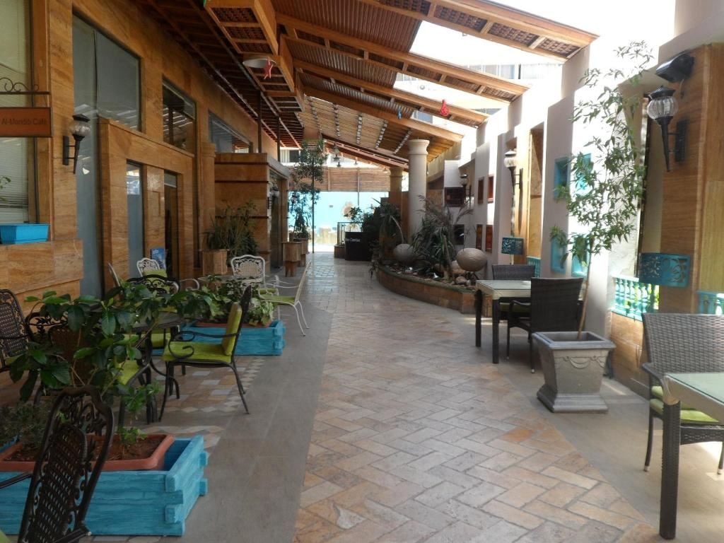 restaurants-light-house-restaurant