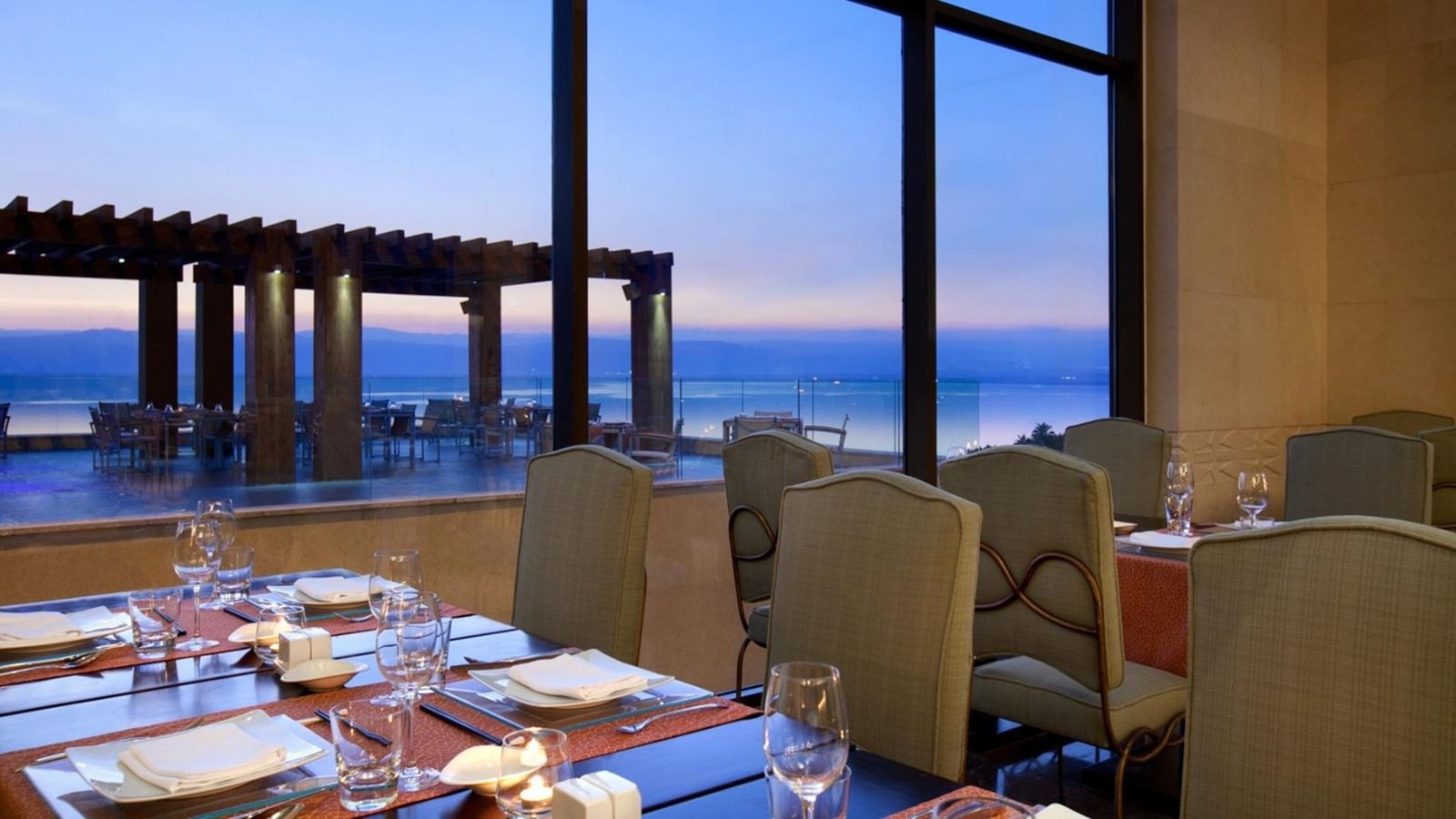 restaurants-the-codes-restaurant