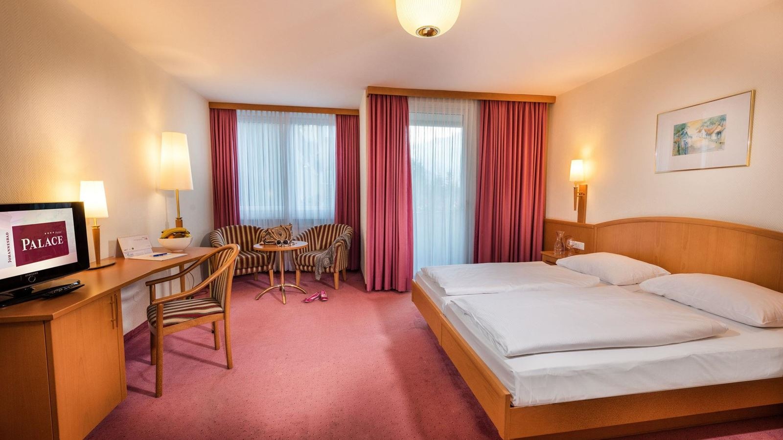 rooms-double-comfort-room-with-balcony-or-terrace-with-family-special-offer