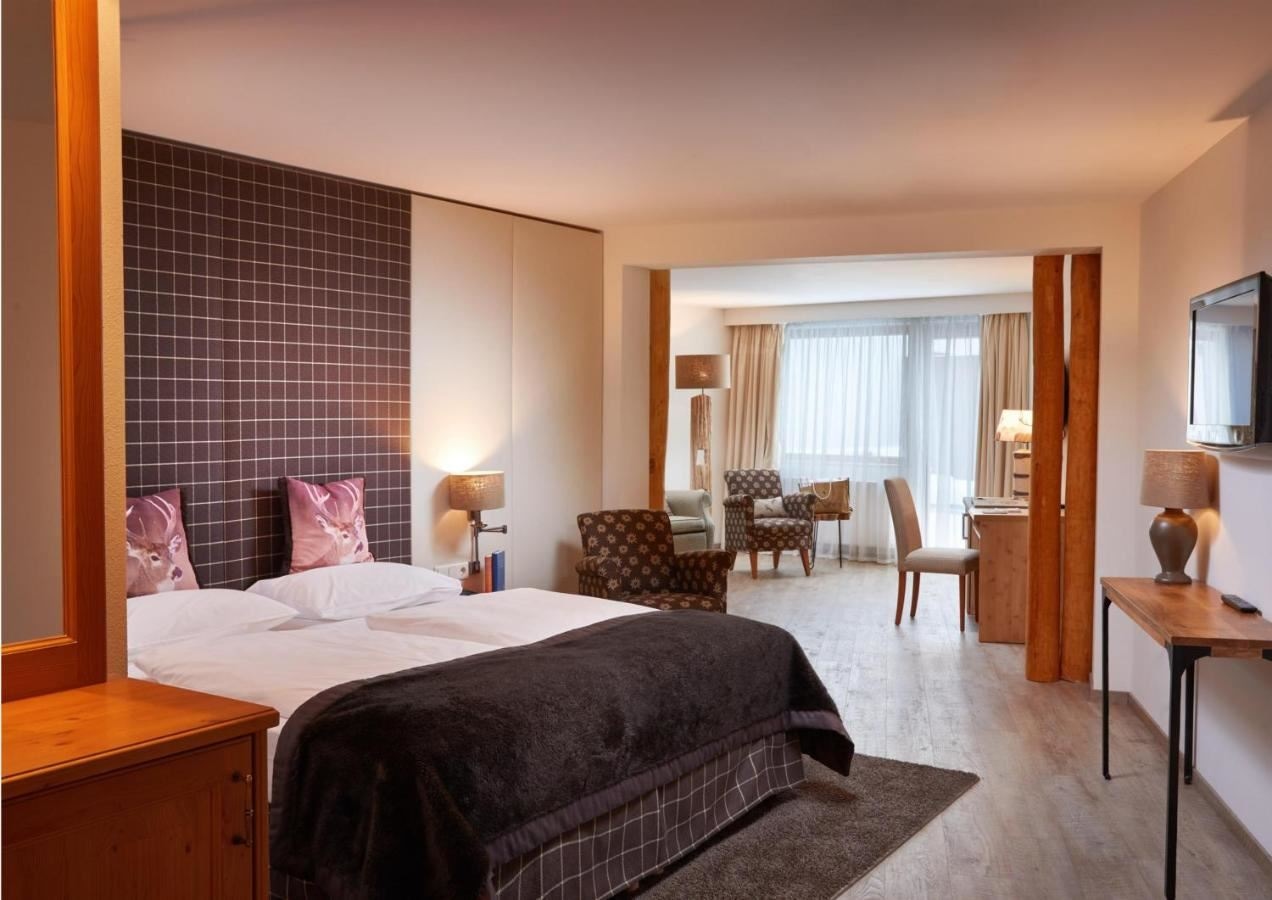 rooms-junior-suite-34-pax