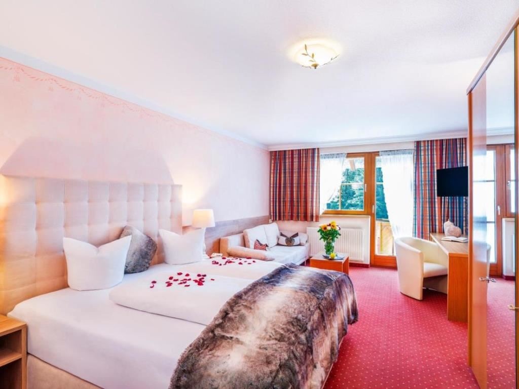 rooms-junior-suite-edelweiss