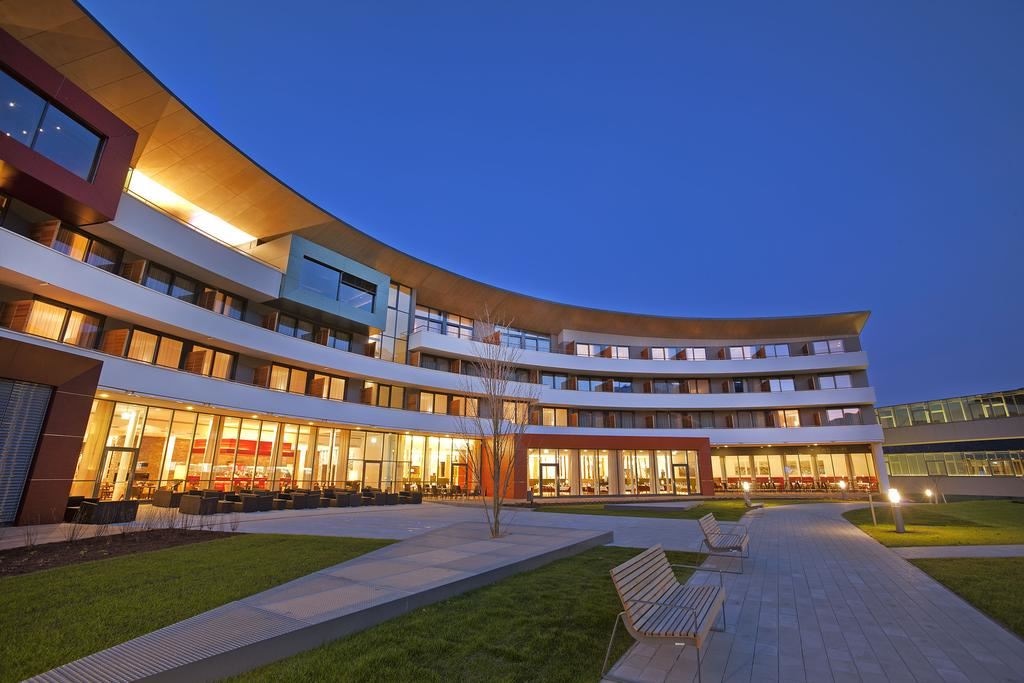 general-main-building