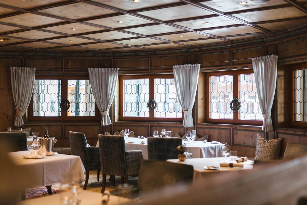 restaurants-restaurant