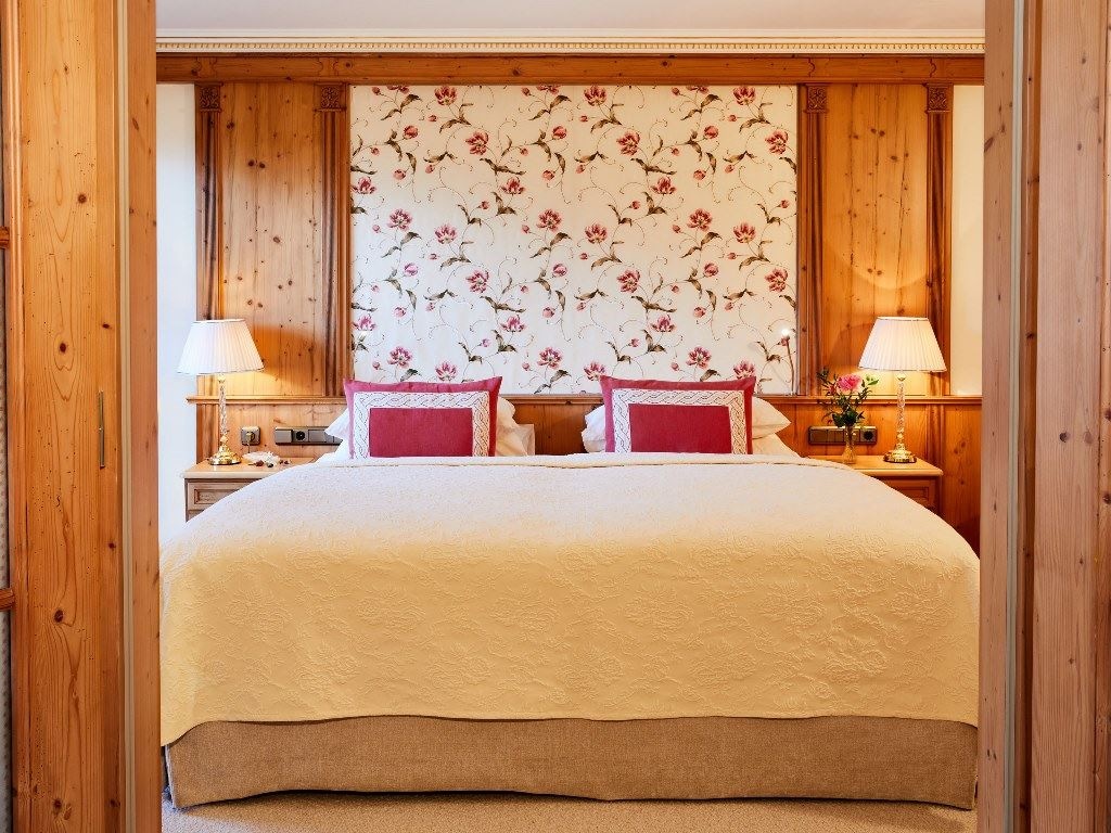 rooms-wellness-garden-suite-with-balcony-or-terrace-100-square-meters