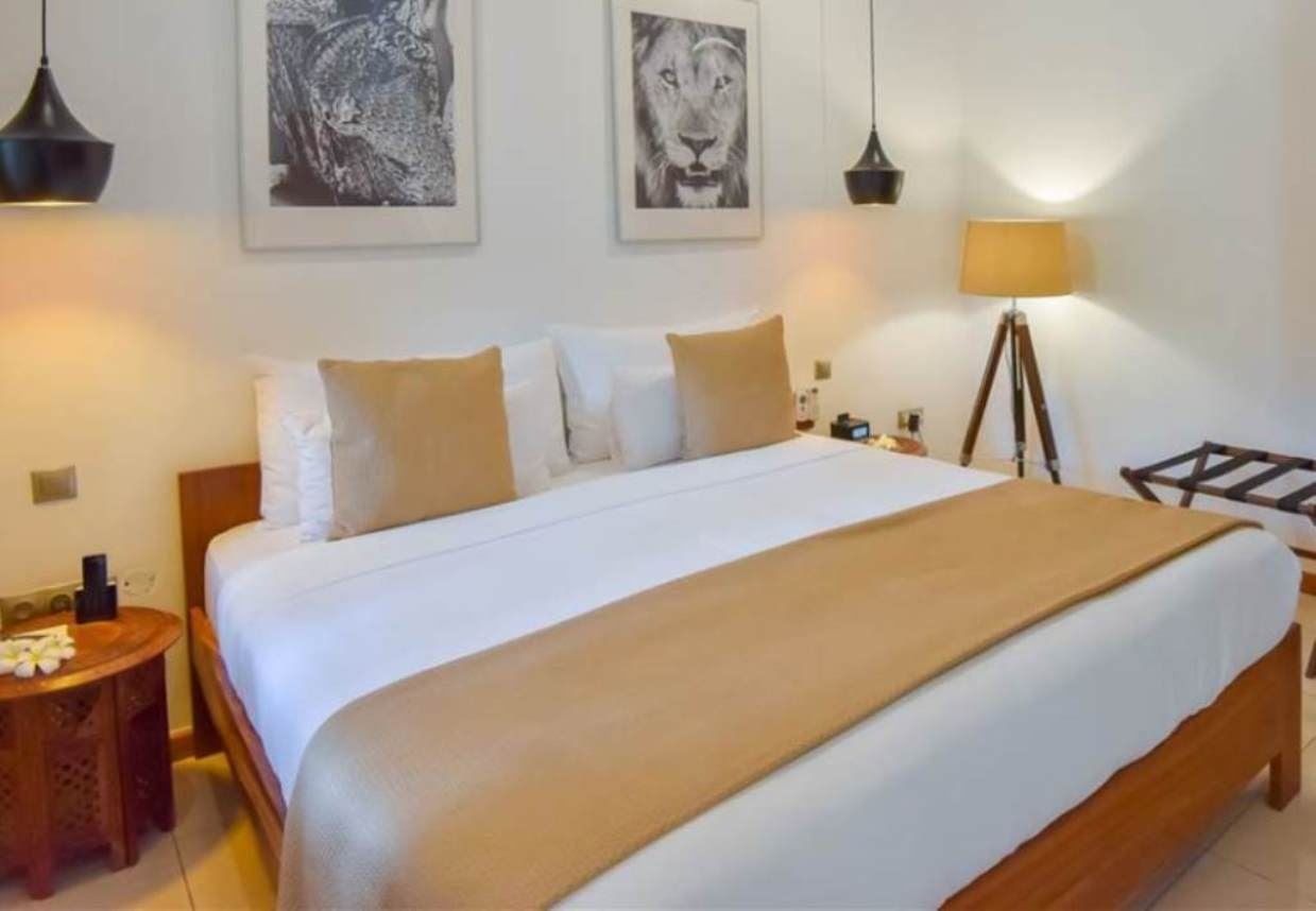 rooms-cinnamon-family-room