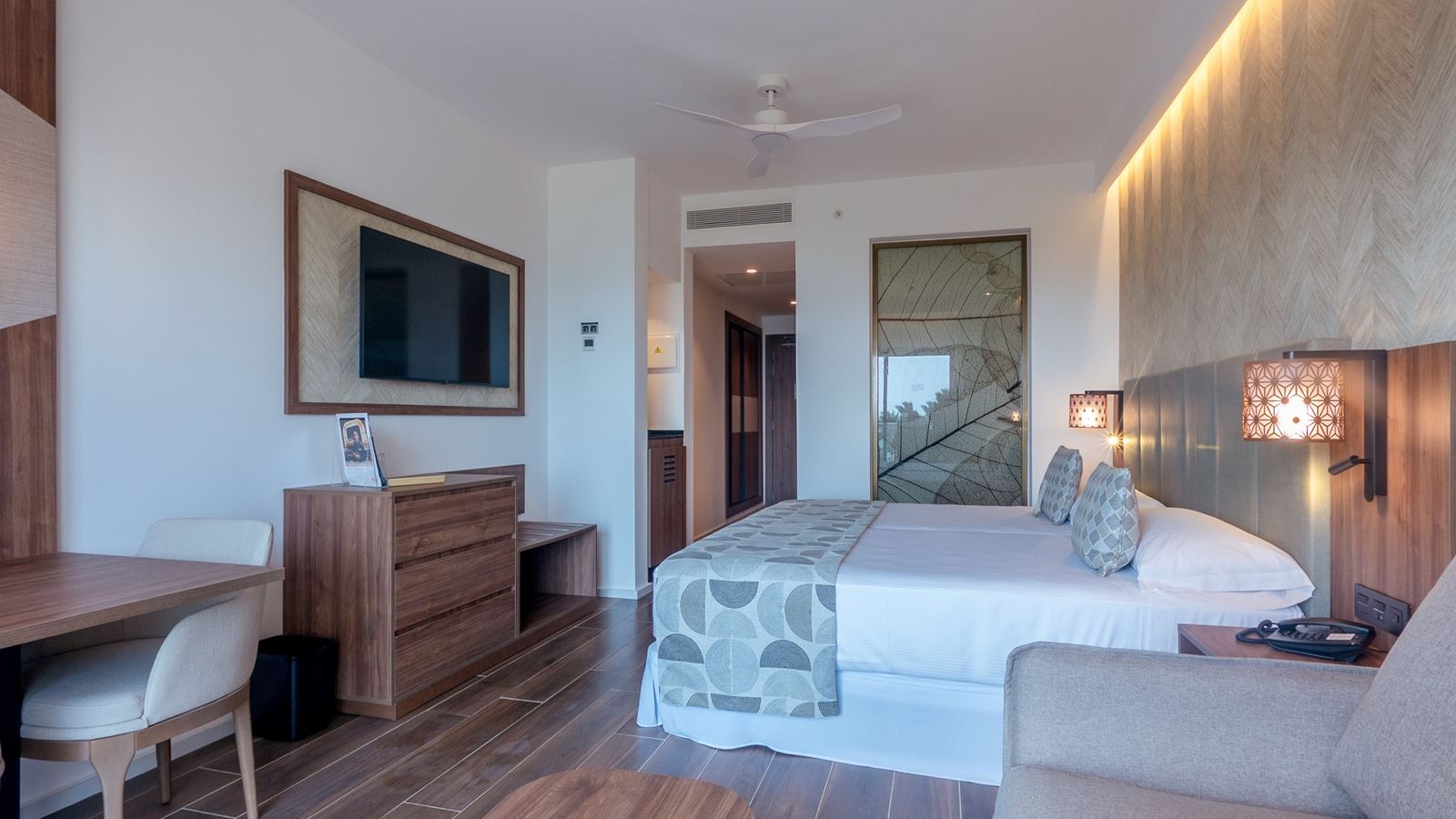 rooms-junior-suite-sea-view