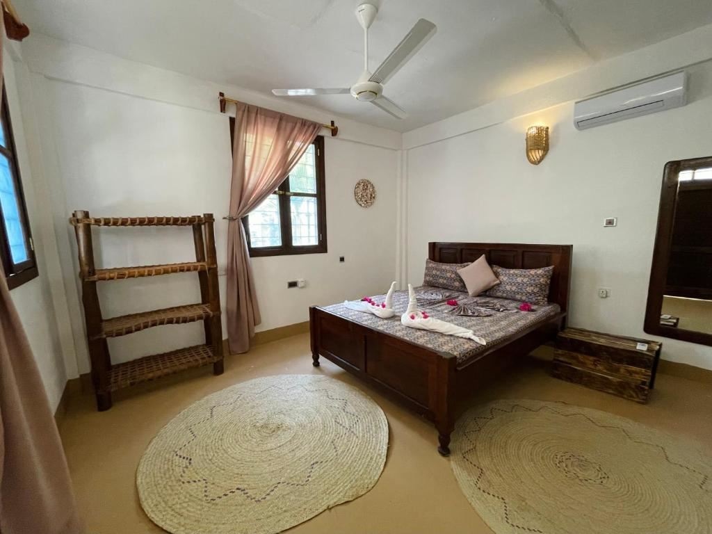 rooms-standard-double-or-twin