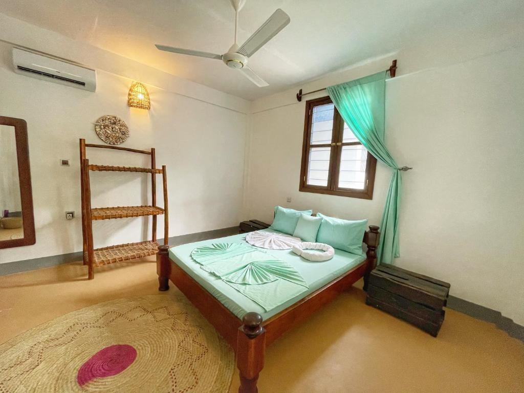 rooms-standard-double-or-twin