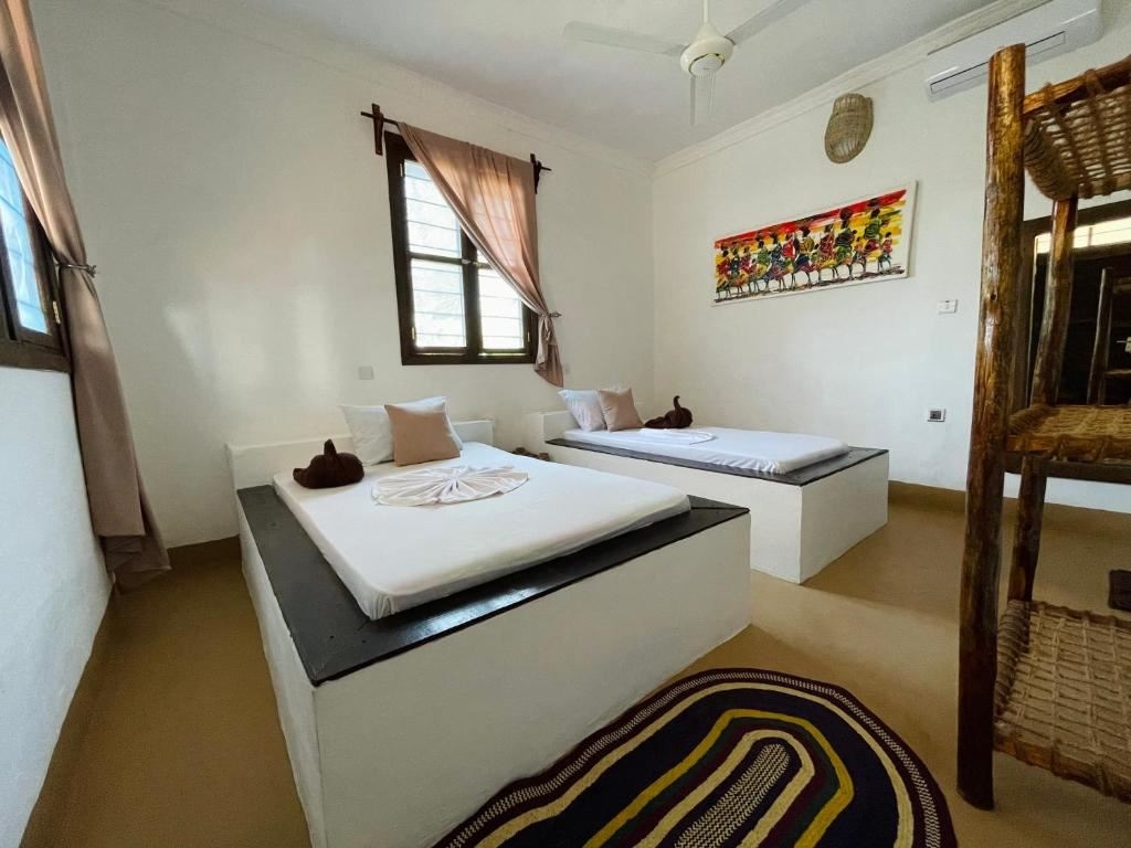 rooms-standard-double-or-twin