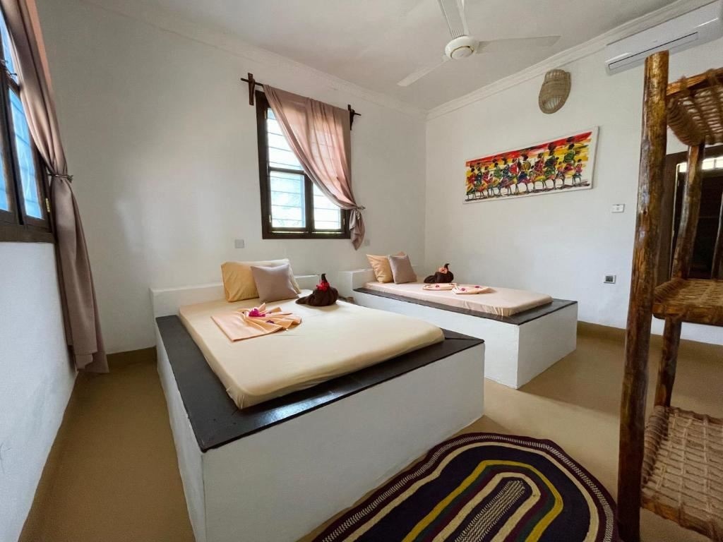 rooms-standard-double-or-twin