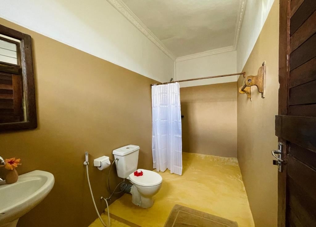 rooms-standard-double-or-twin