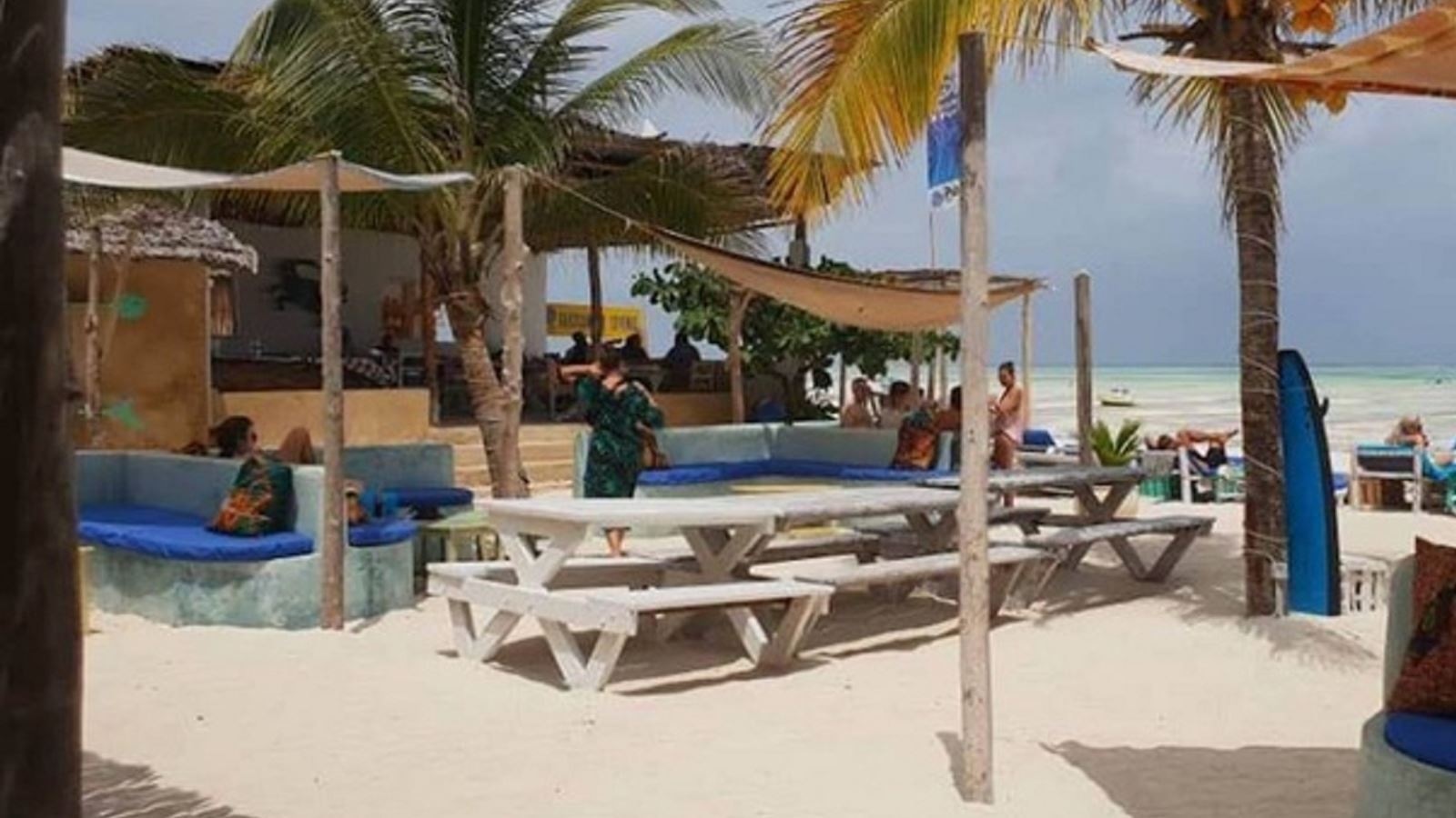 restaurants-ocean-restaurant--sandbar