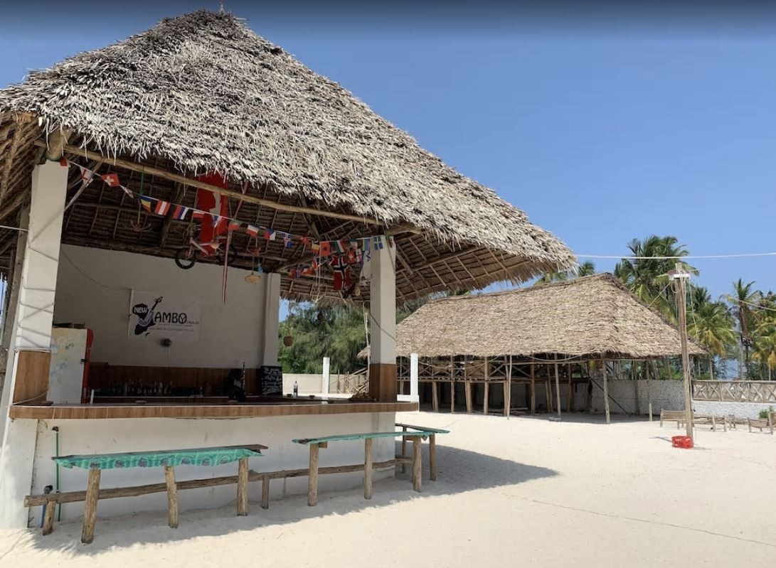 bars-new-jambo-bungalows-bar