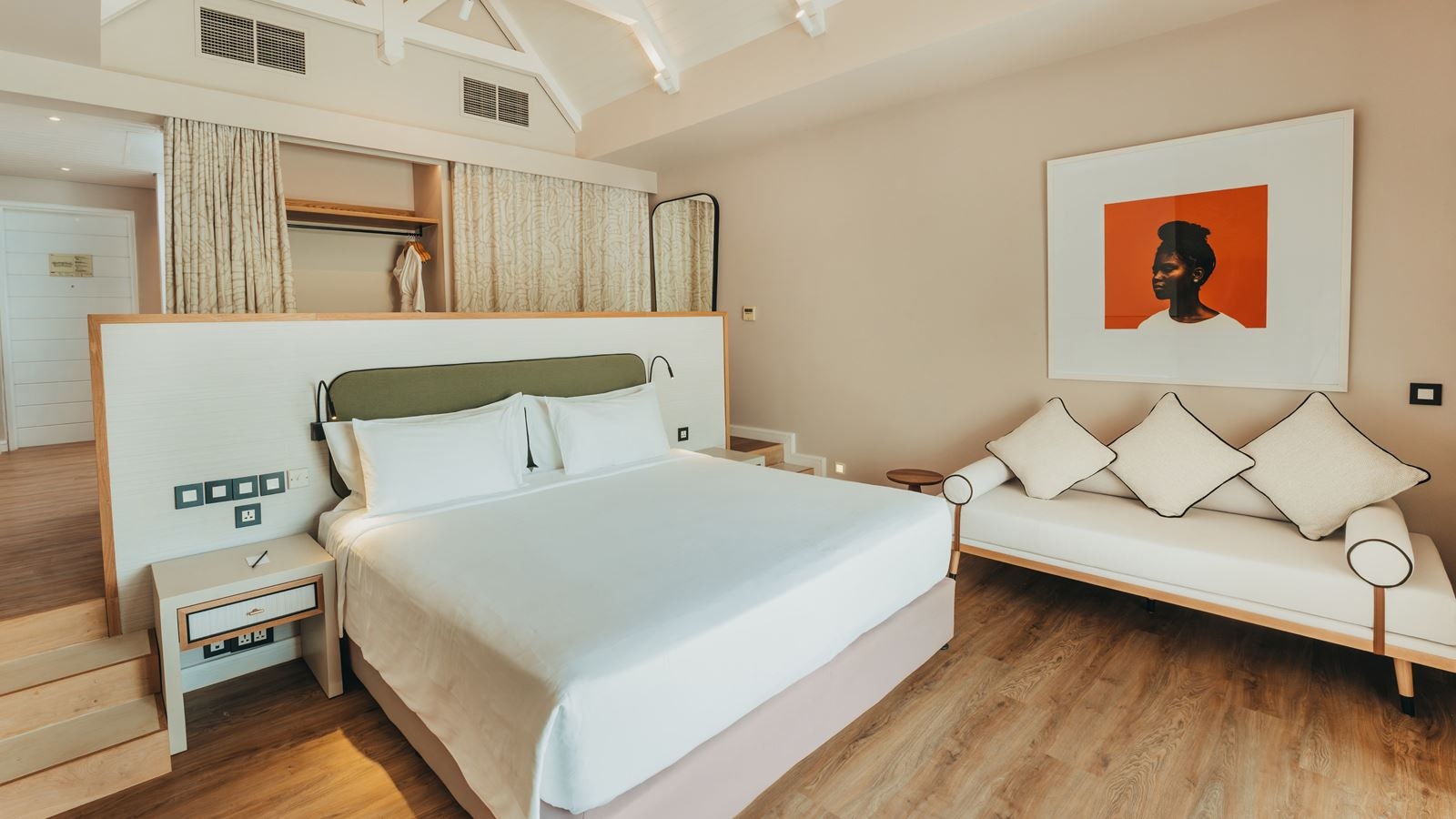 rooms-beachfront-junior-suite-with-private-pool