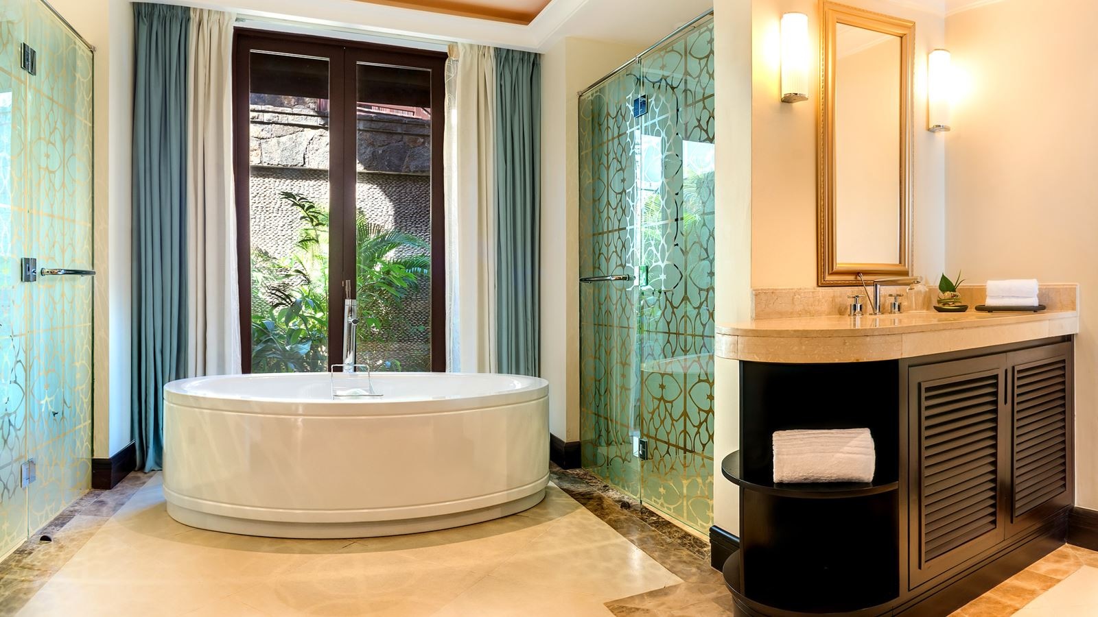 rooms-turtle-bay-junior-suite