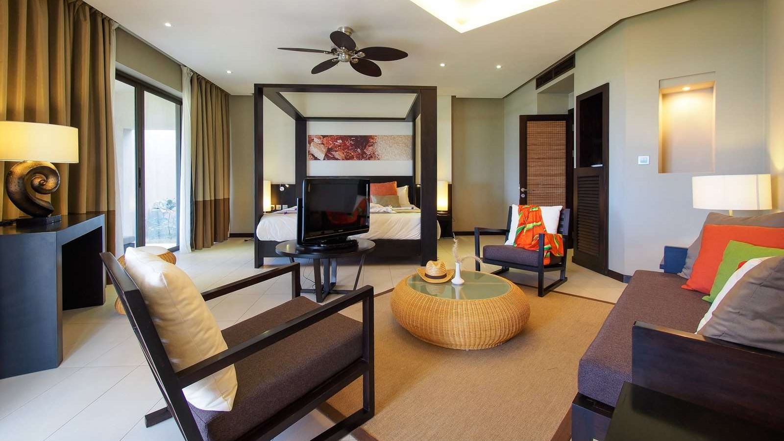 rooms-premium-family-room