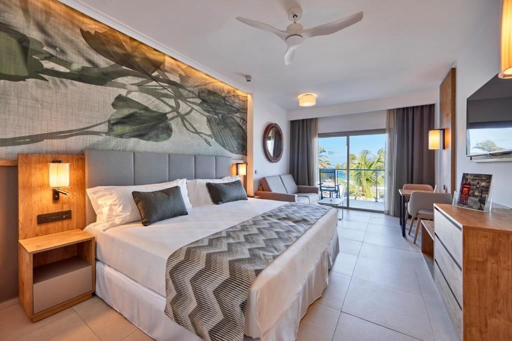 rooms-junior-suite-sea-view