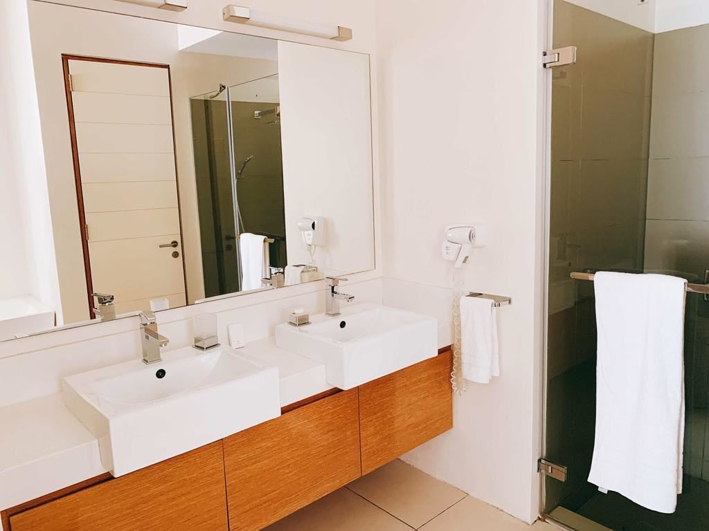 rooms-bedroom-deluxe-apartment