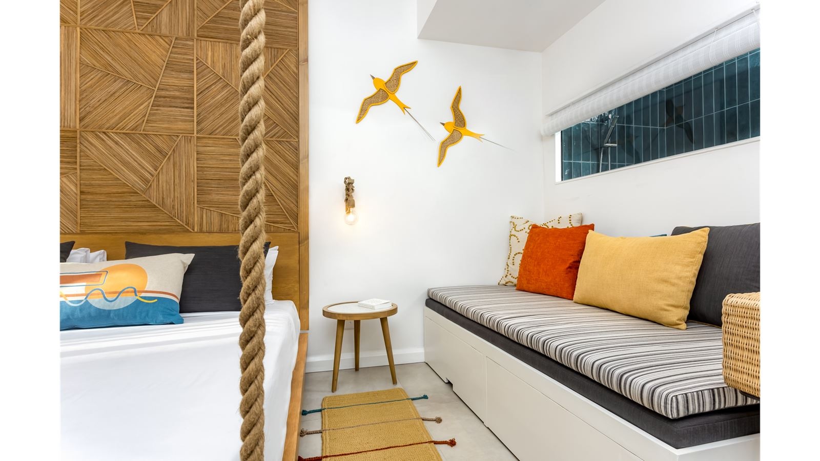 rooms-room-couple-swim-up