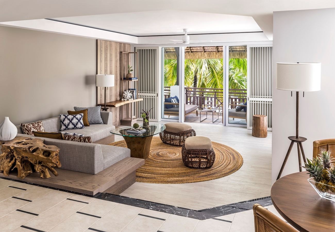 rooms-junior-suites-frangipani-club-ocean-view