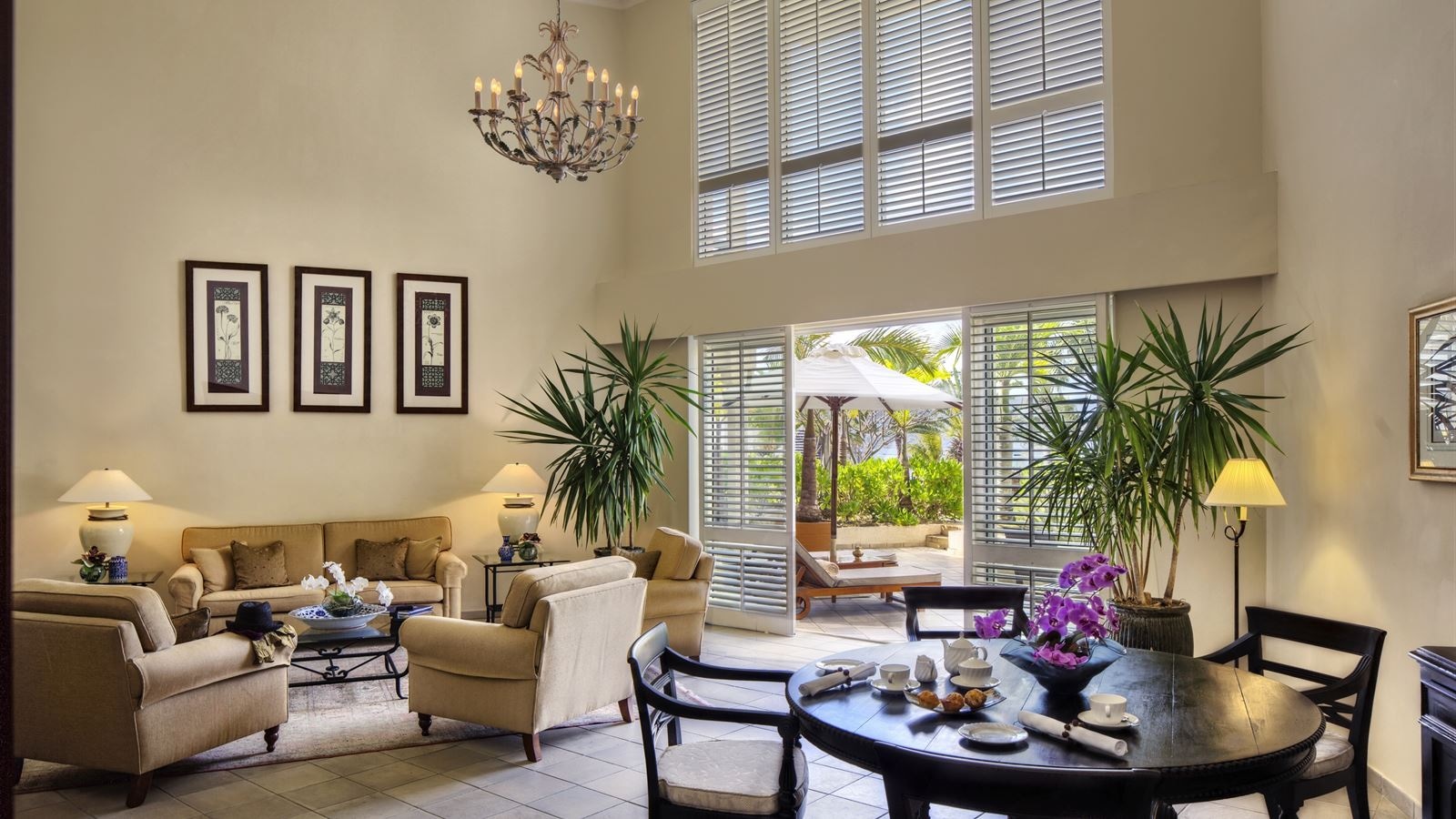 rooms-colonial-ocean-view-suite