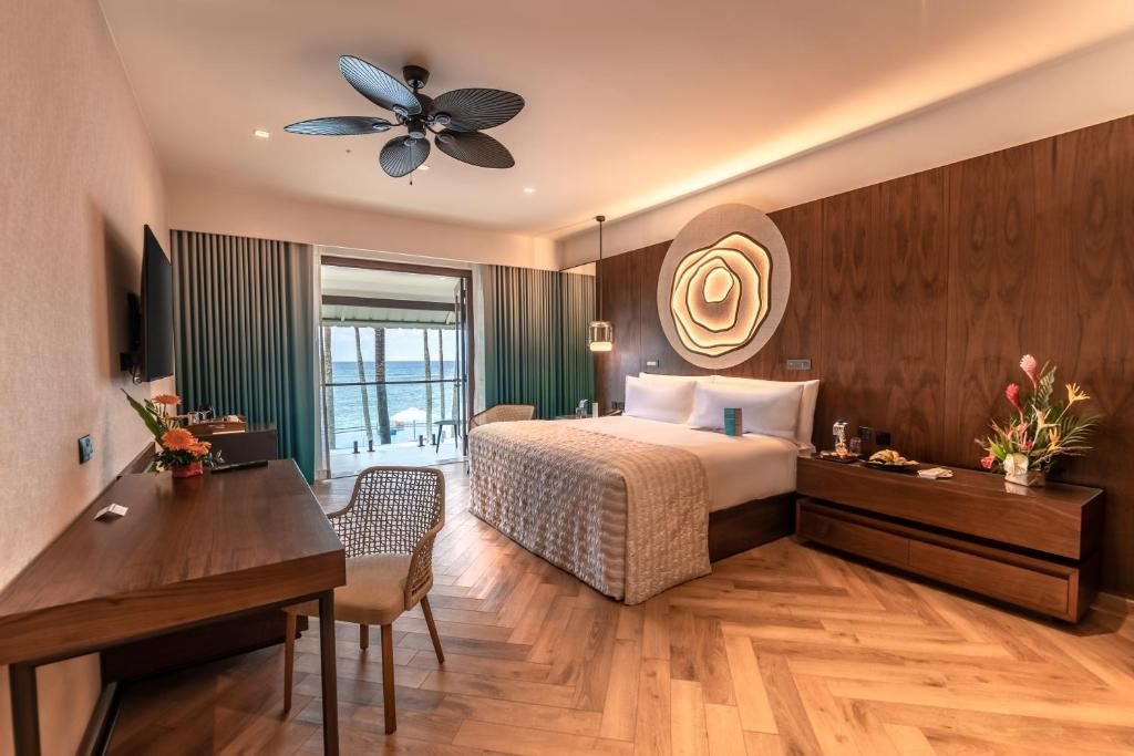 rooms-romantic-allure-suite