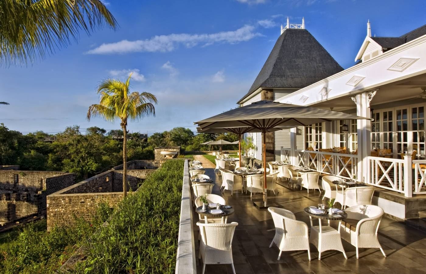 restaurants-chateau-mon-desir-fine-dining-restaurant