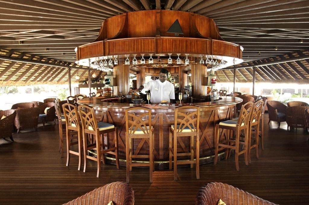 bars-quarter-deck-bar