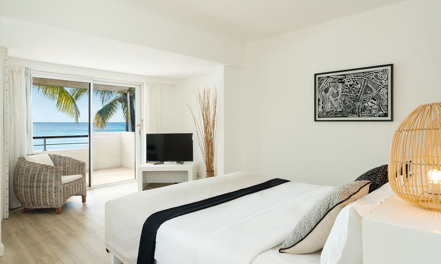 rooms-couple-deluxe-beachfront