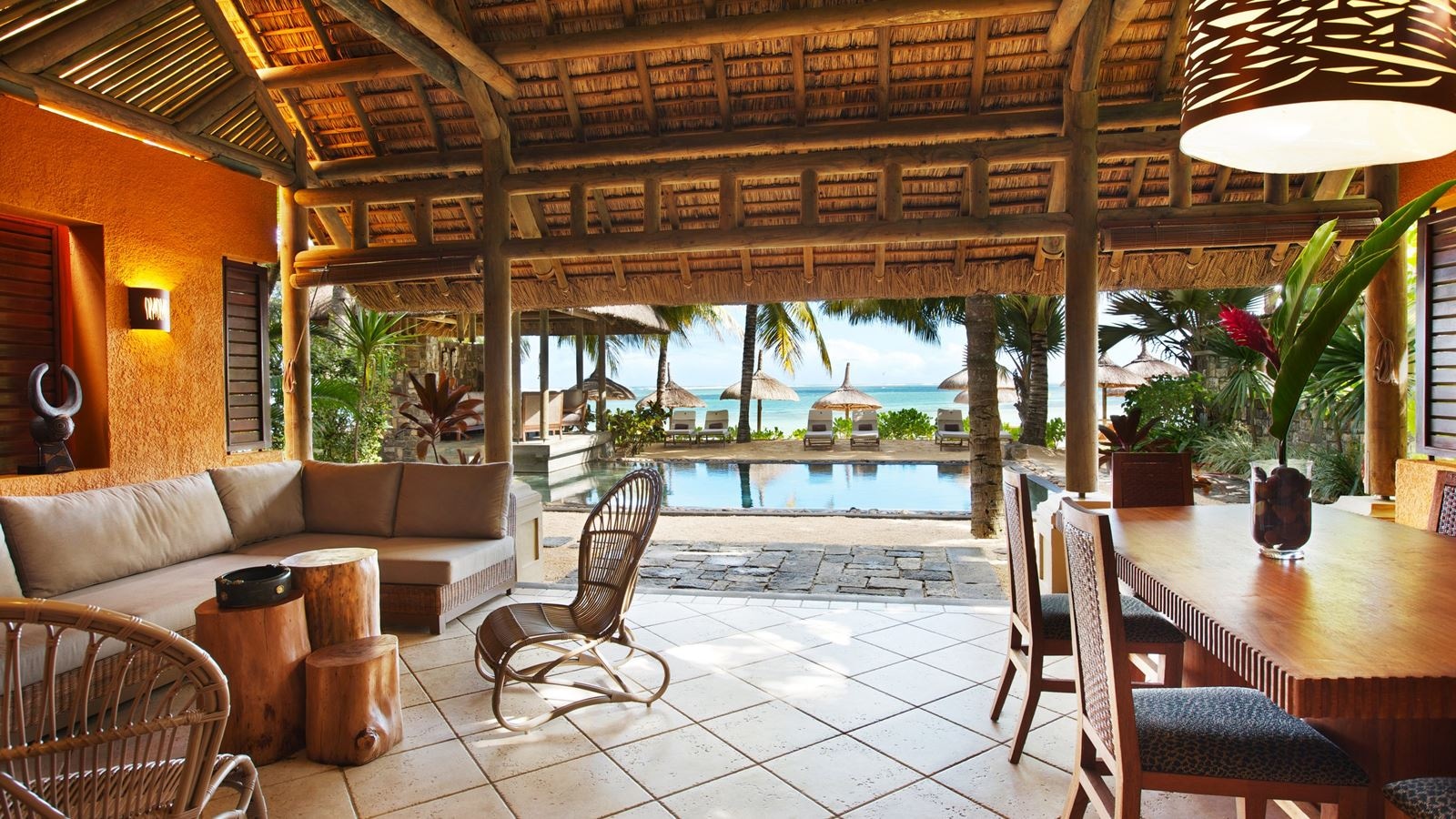 rooms-heritage-villa-beach-fron