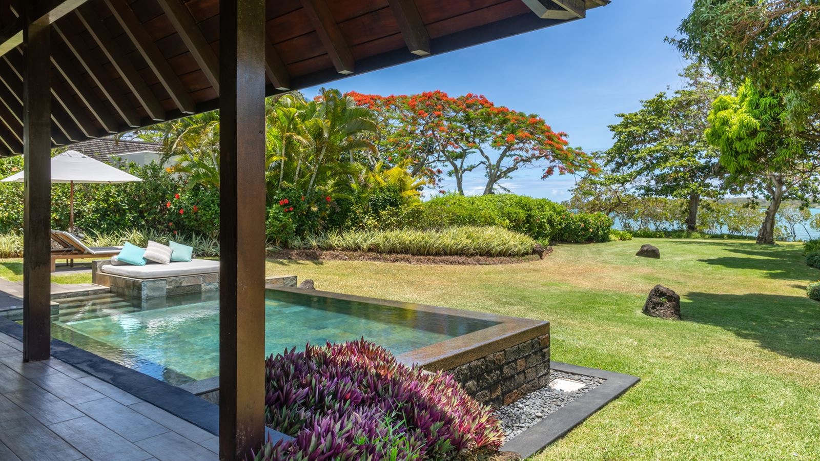 rooms-three-bedroom-garden-pool-villa