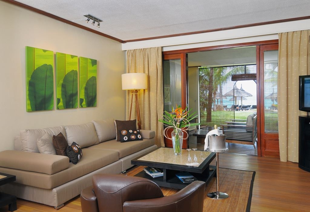 rooms-senior-suite-beachfront